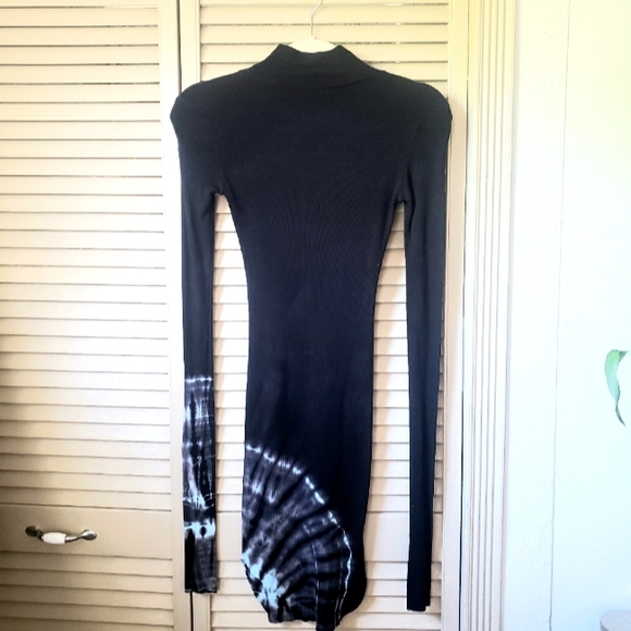 🌱 Frankie B Turtleneck Mini Dress Black and Turquoise Size Small - Picture 4 of 9